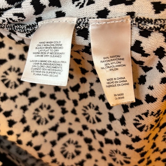 Nine West Black & White Long Cardigan Duster Sweater, Size Large, Hook & Eye - Picture 4 of 5